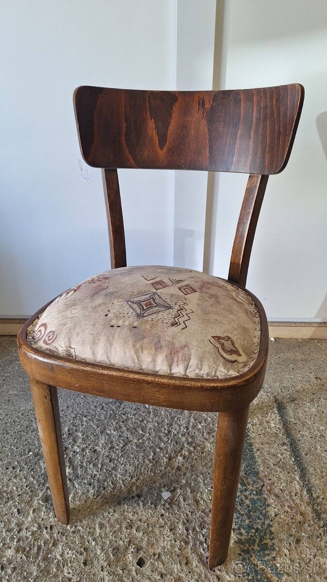 Starožitný nábytok - 4