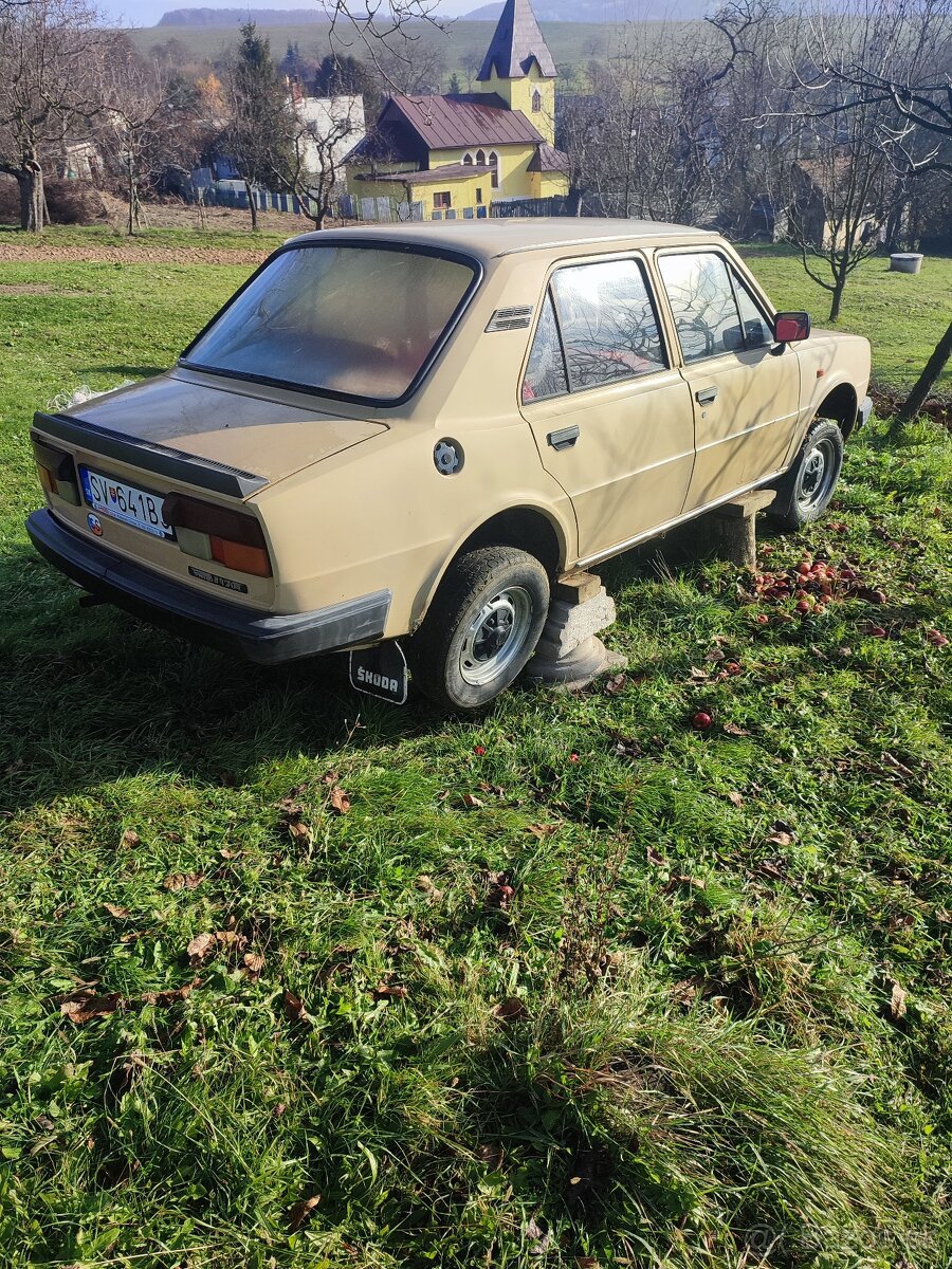 Skoda 120 - 4
