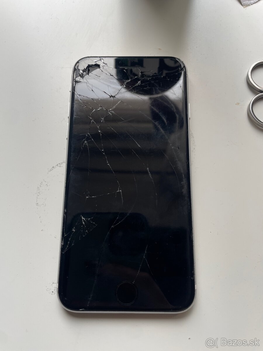Rozbitý iphone - 4