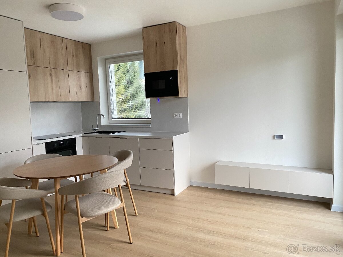 Prenájom 2 izbového bytu Eden Zakamenne - 4