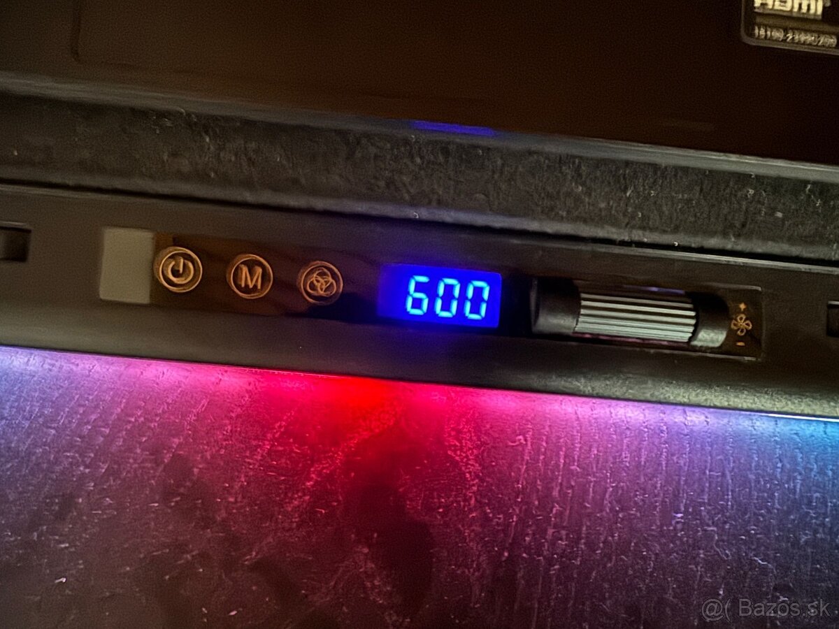 Najvýkonnejšia chladiaca podložka na laptop llano RGB Gamig - 4