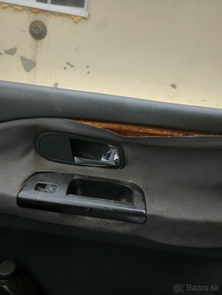 Ford Galaxy 1,9TDI 85kW rv. 2005 - 4