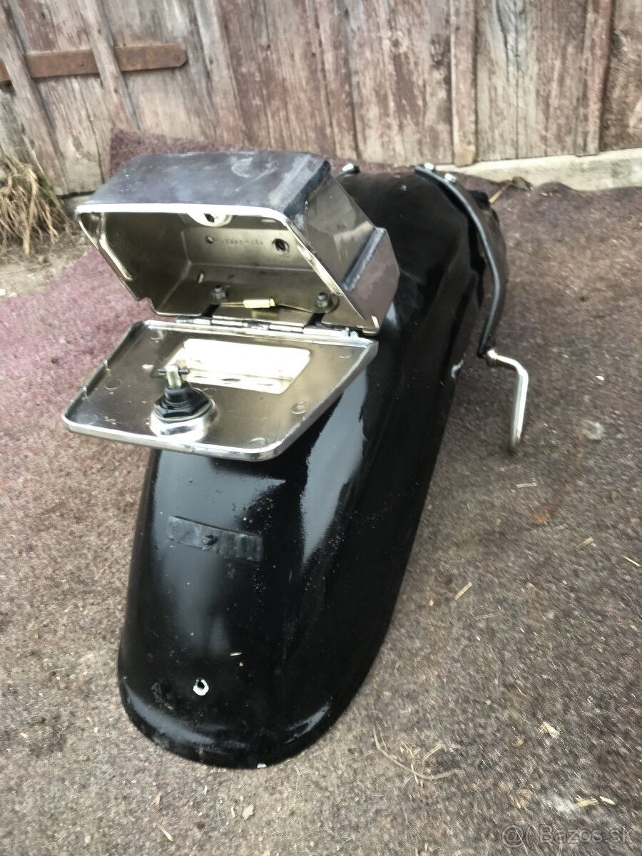 Yamaha Virago blatník - 4