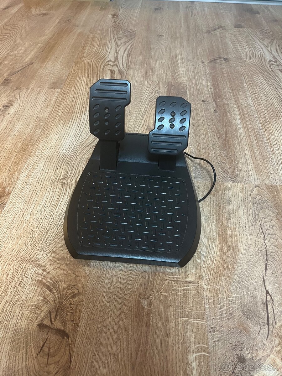 Thrustmaster TMX - 4