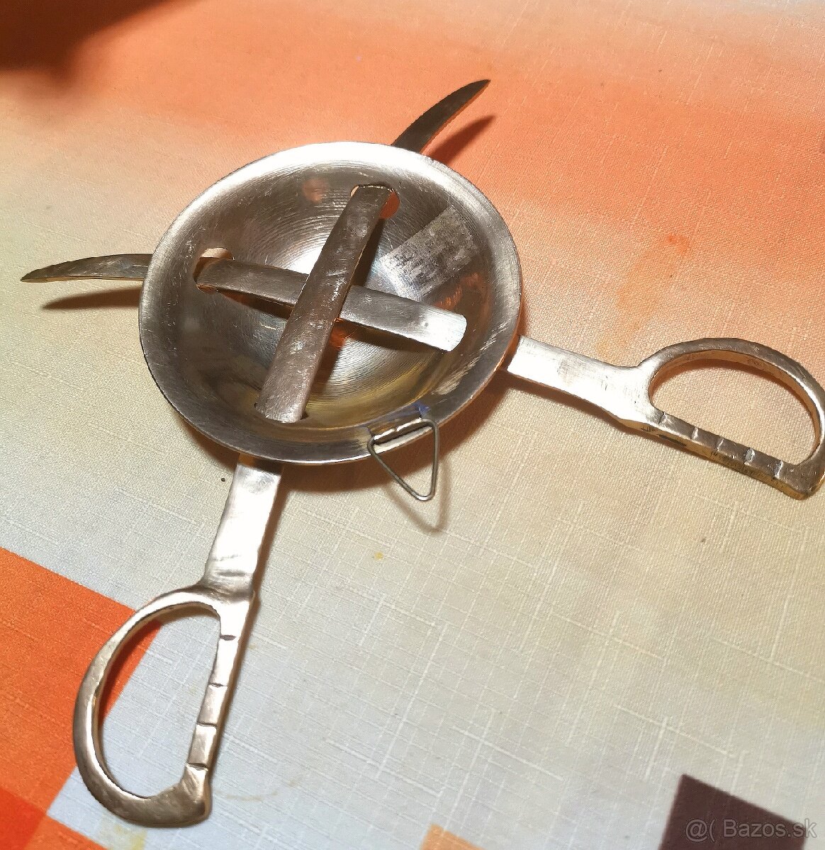 Štít s prekríženými šabľami - 4