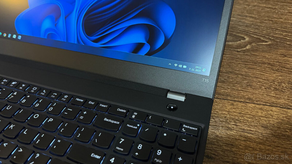 ThinkPad T15 Gen2 - 4