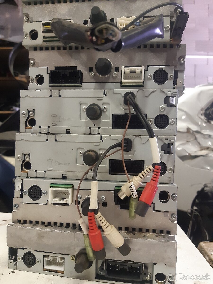 Mitsubishi rádio - 4