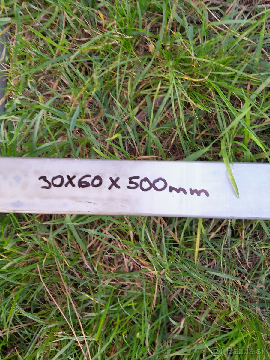 KONZOLA - ZAVES ANTIKORA - NEREZ NEMAGNETICKA 12ks - 4