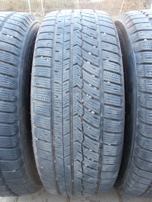 Pneumatiky Austone 205/60R16 zimné 4ks - 4