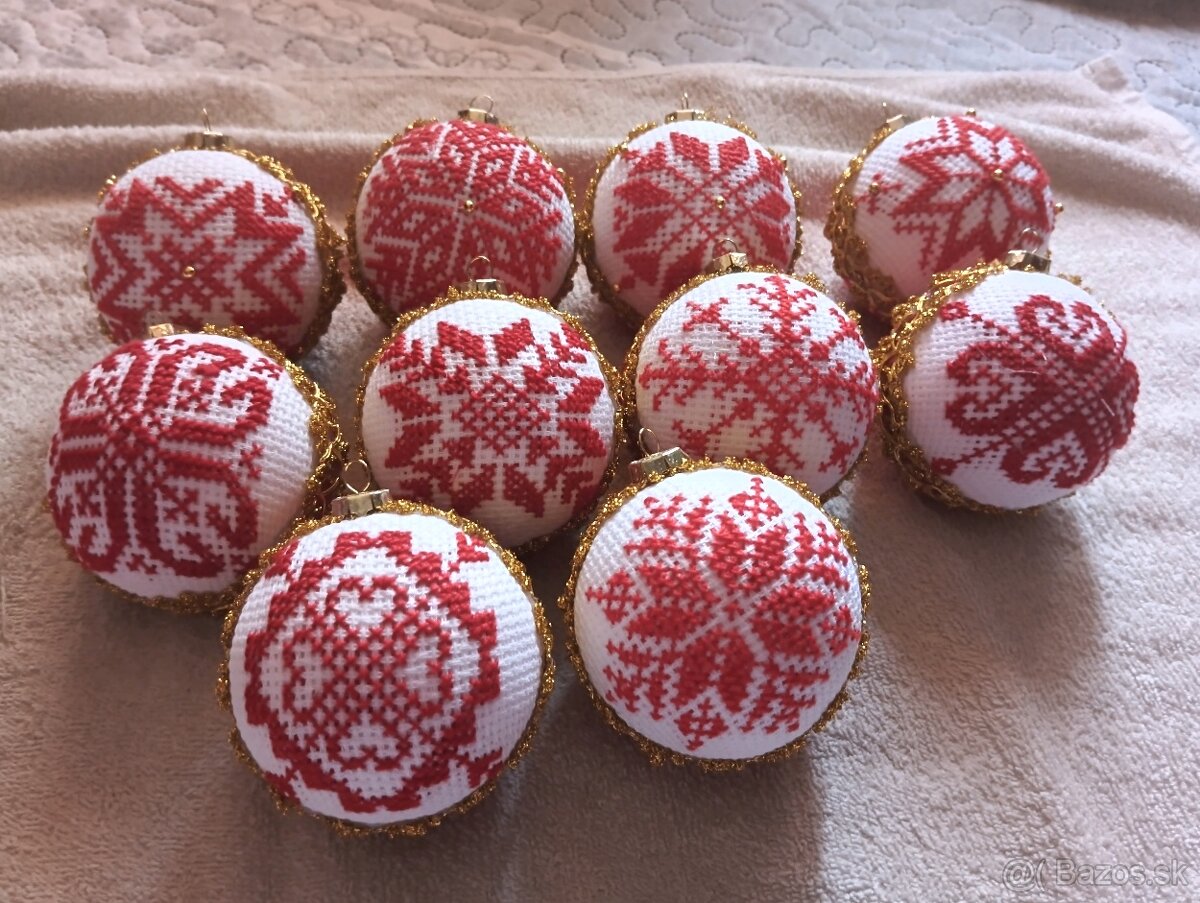 Predám vyšívané vianočné gule - 4