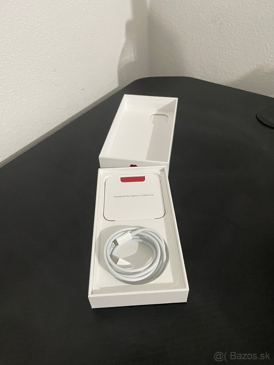 Apple iPhone 13 Čistonový - 4