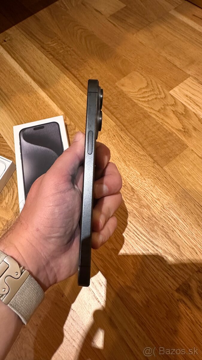 Apple iPhone 15 Pro Max 256GB 87% Batéria - 4