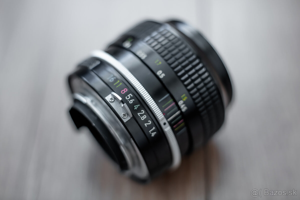 Objektív Nikon 1.4 / 50 mm - veľmi pekný stav - 4