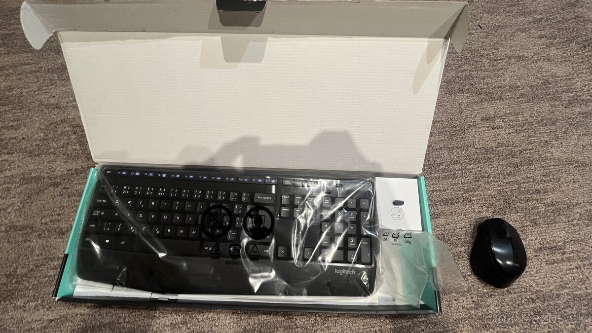 Predám bezdrôtovú klávesnicu Logitech - 4