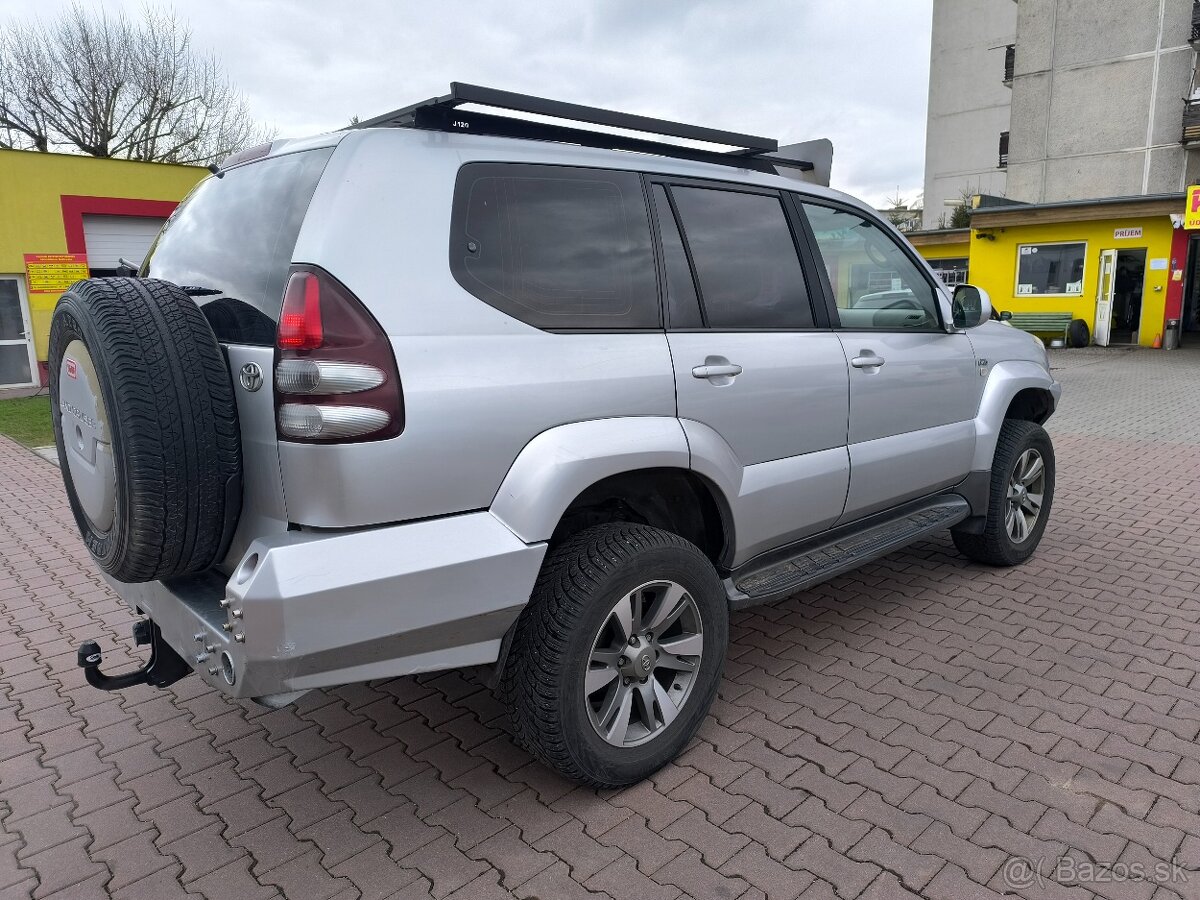 Toyota Land Cruiser 120 3.0 D-4D AT5