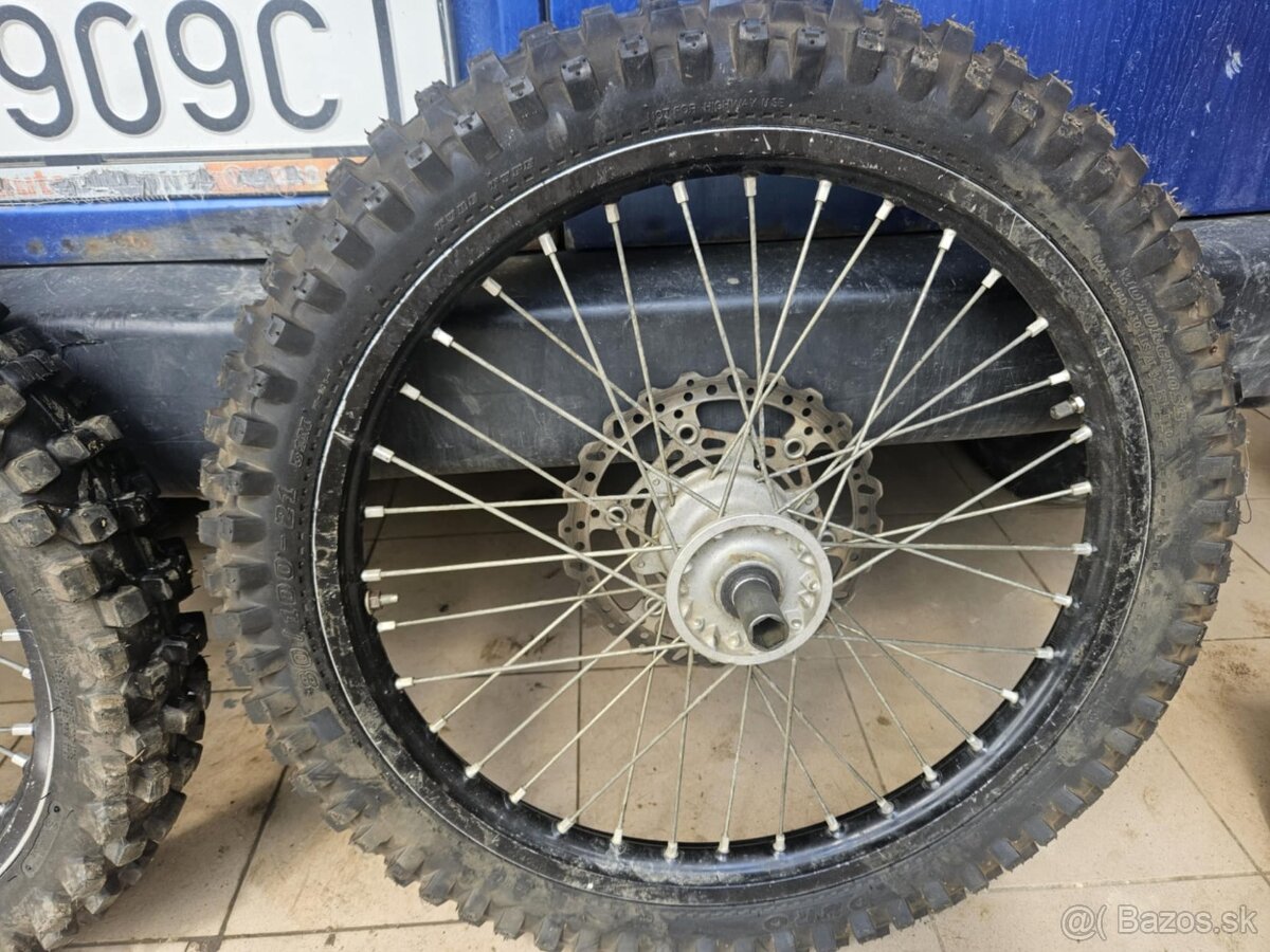yamaha yz250f 2009 komplet kolesa pekný stav