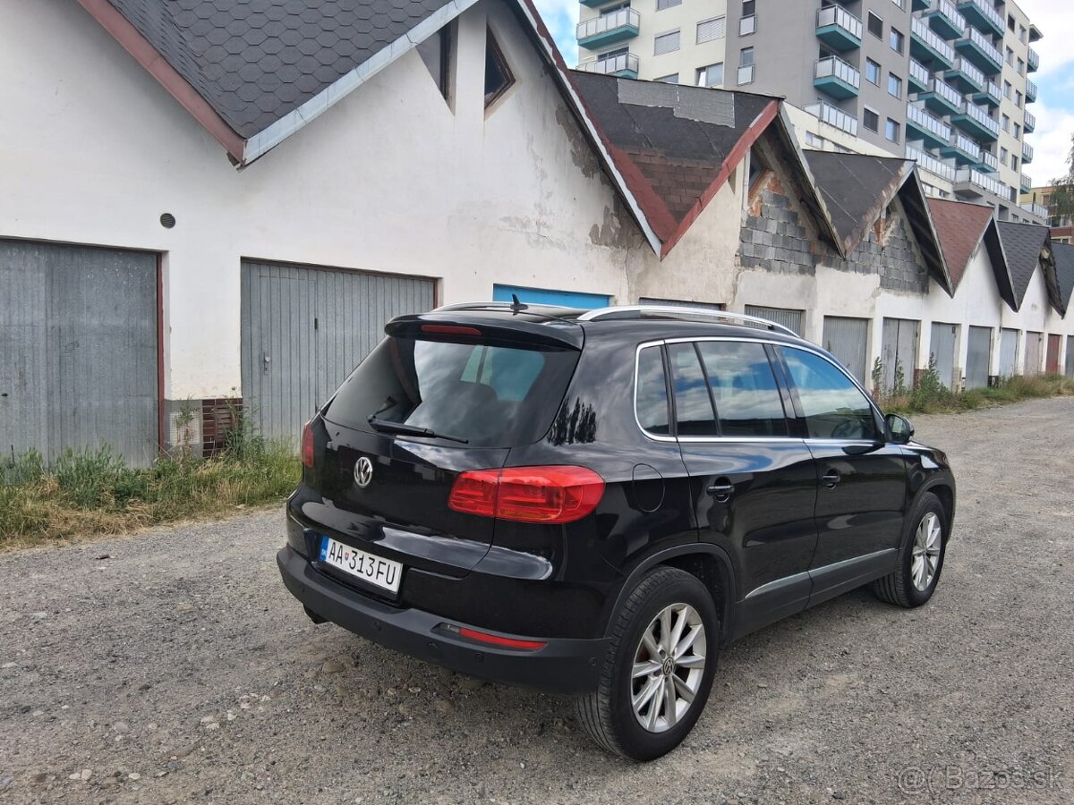 VW tiguan 2,0 tdi Dsg 4x4 R-Line - 4