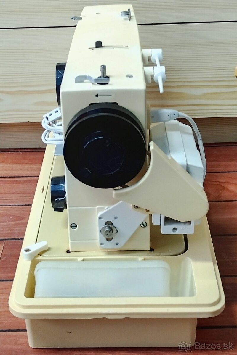 Šijací stroj Veritas. - 4