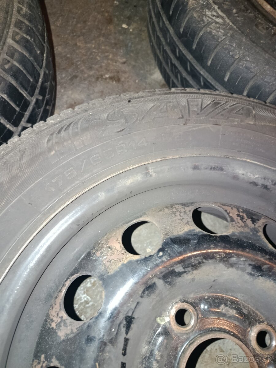 Predám 4 disky na Ford 4x108 R14 - 4