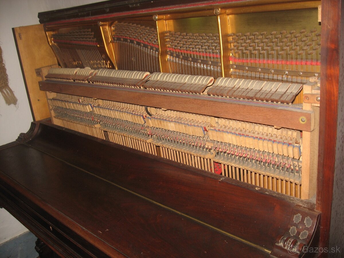 Starožitný klavír - 4