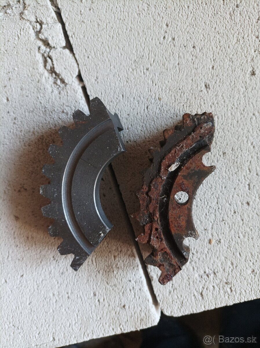 Riadenie polmesiac traktor škoda 30 - 4