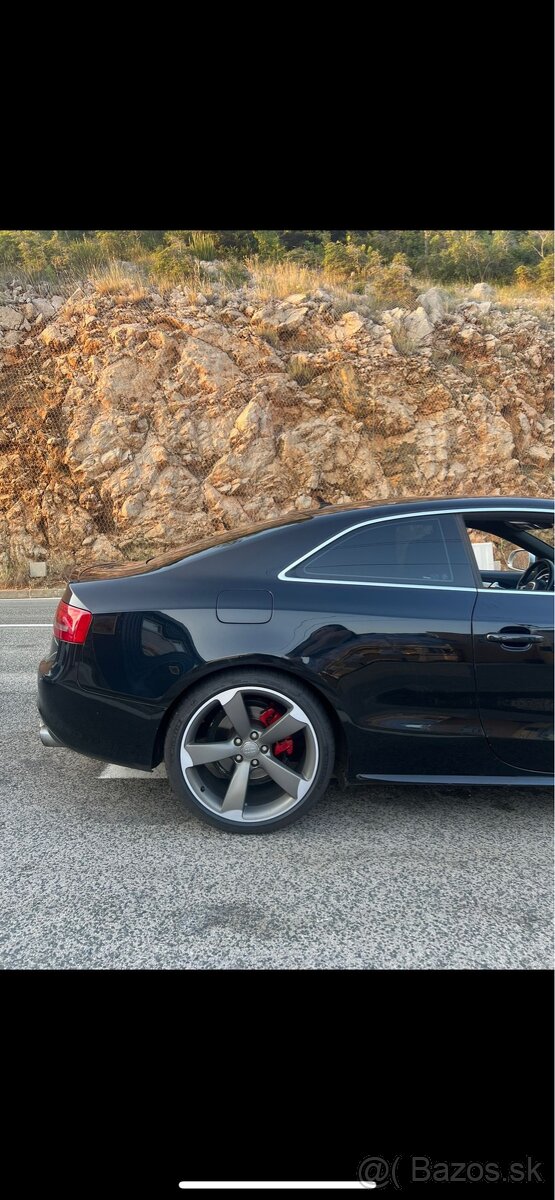 Audi A5 3.0 TDI Quattro 3xS-line (2009) - 4