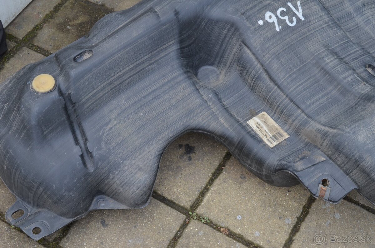 Palivová nádrž Renault Laguna2 - 4
