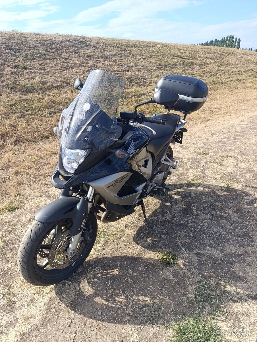 HONDA VFR 800 CROSSRUNNER r.v.2012 - 4
