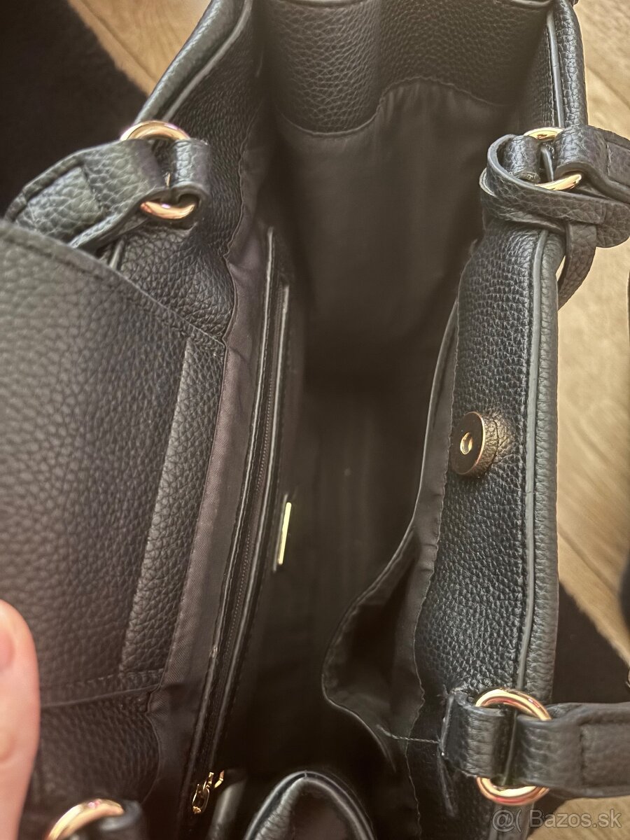 Kabelka guess na predaj - 4