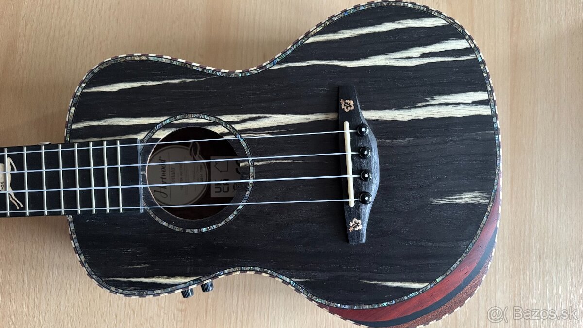 Predám nádherné elektroakustické ukulele. - 4