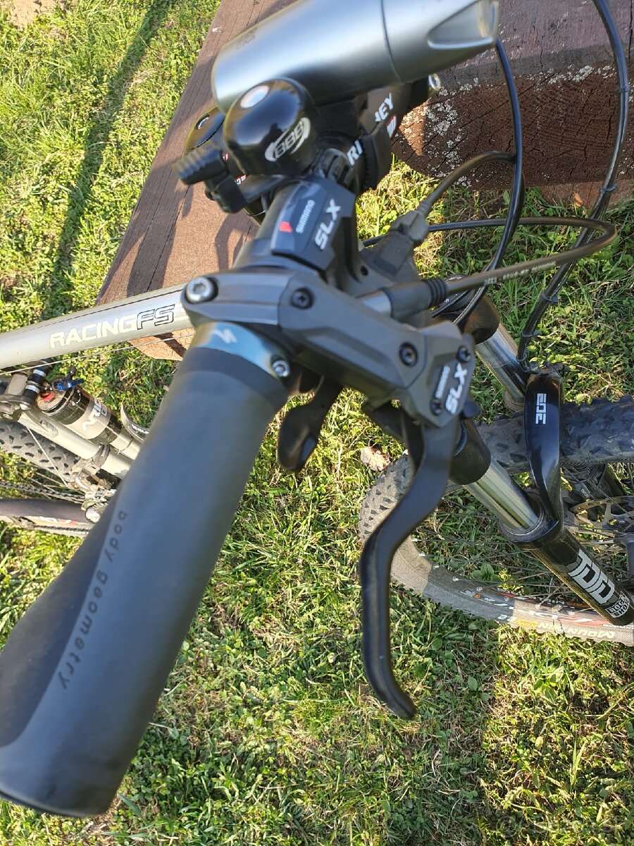 Celoodpruzeny bicykel canyon racing fs30 - 4