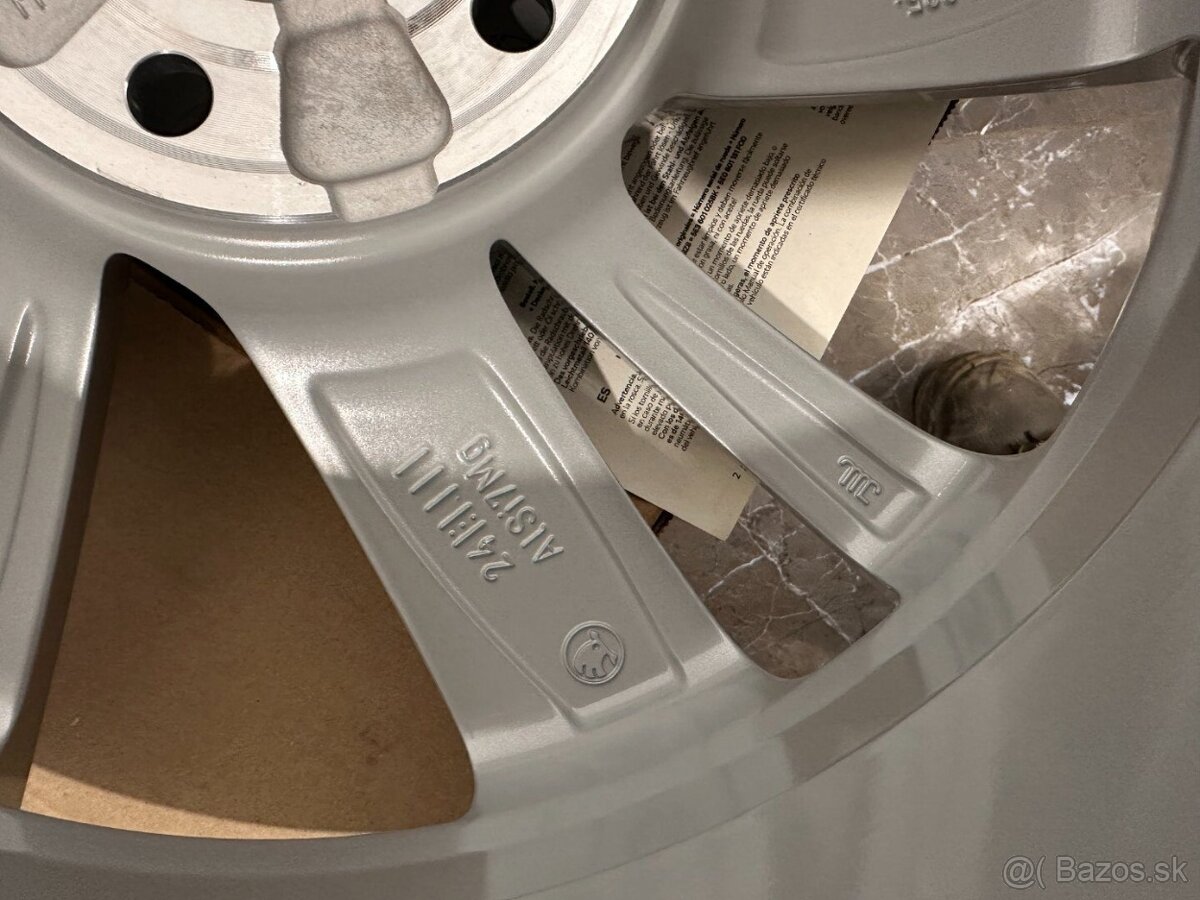 kolesa Škoda NEVIS Octavia IV r17 5E3071497H - 4