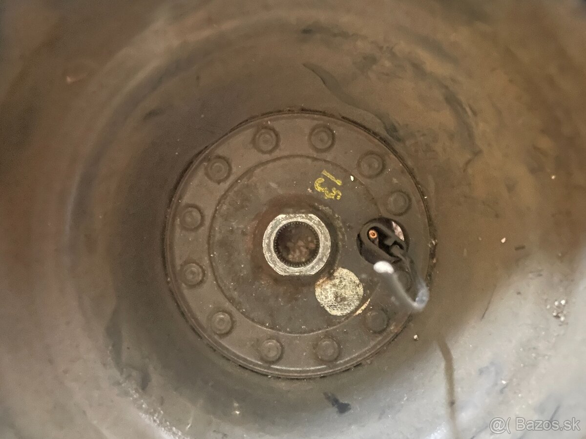 🛞 Predám starší volant Mercedes-Benz – originál W123, W115 - 4