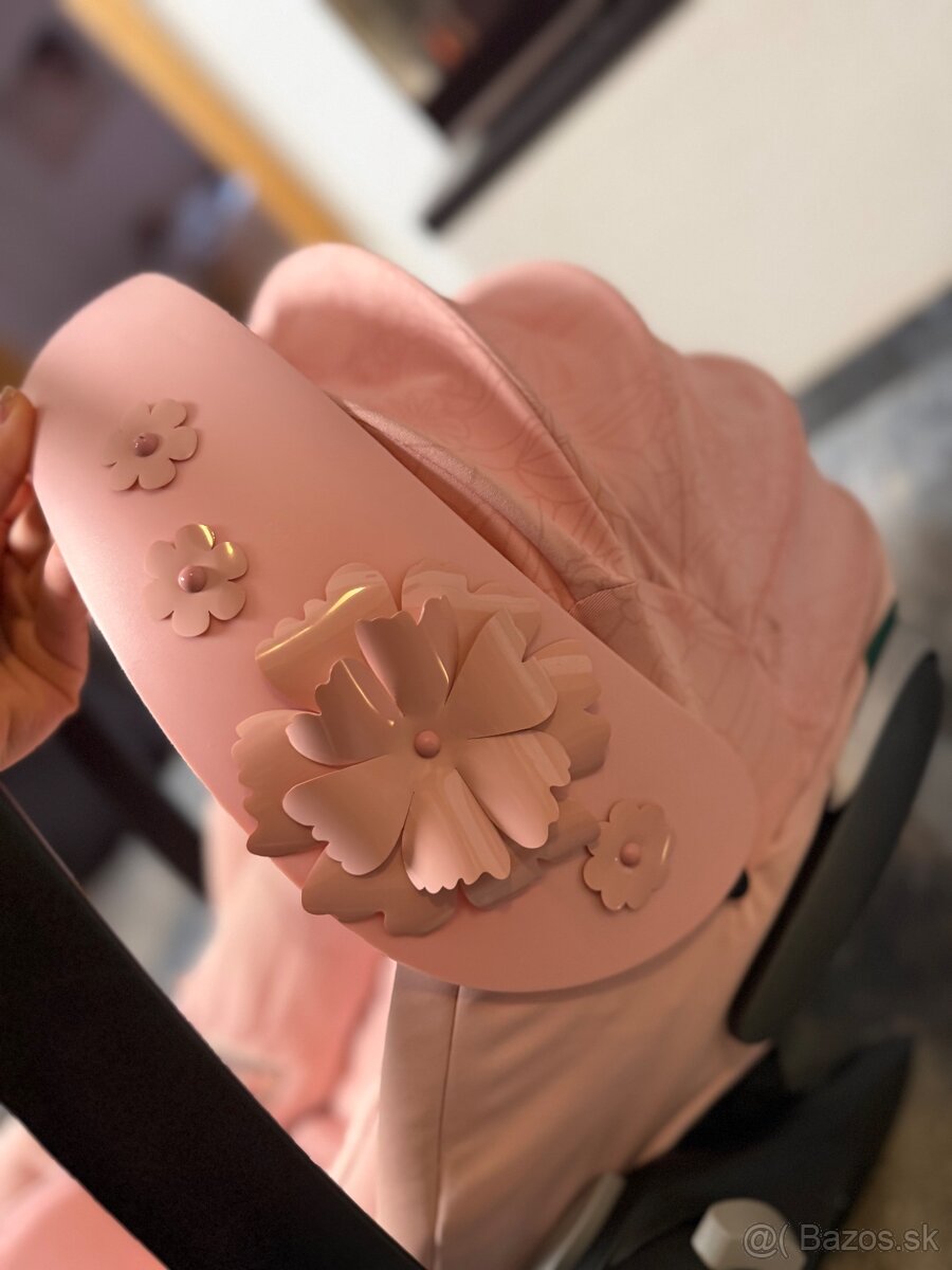 Cybex Autosedačka Simply pink - 4