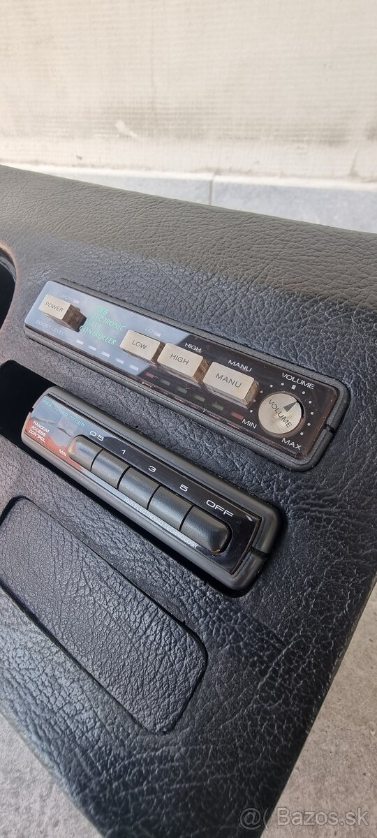 HKS R32 GTR Glovebox insert - 4