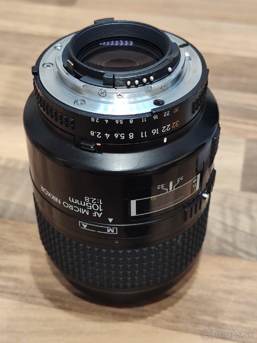 Nikon AF Micro Nikkor 105mm /f2.8 D - 4