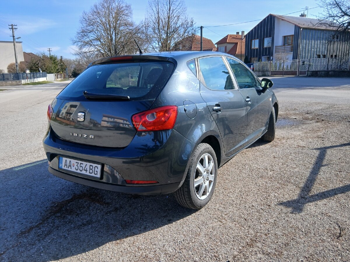 Predám seat ibiza - 4
