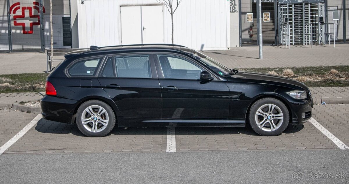 BMW Rad 3 Touring 320d / NA SPLÁTKY / PROTIÚČET - 4
