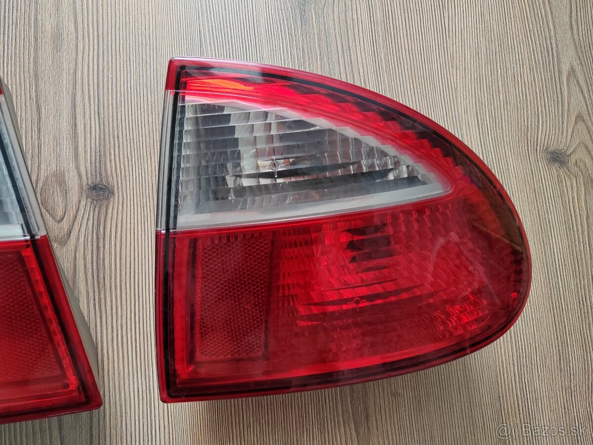 Seat Leon zadné svetlá - 4