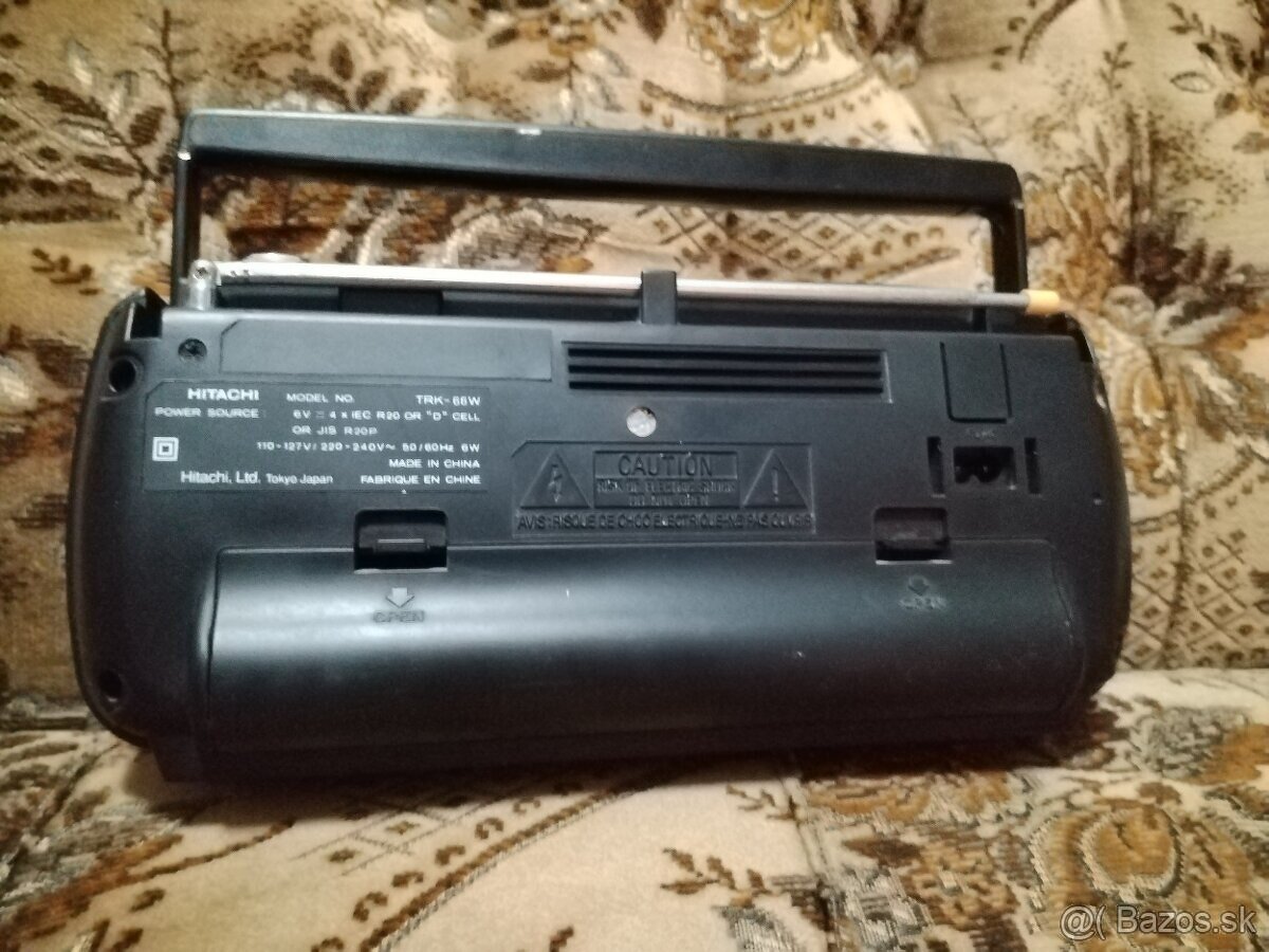 Rádiomagnetofón Hitachi TRK - 66W - 4