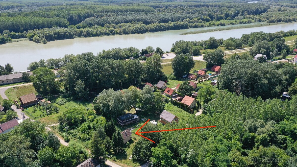 MUROVANÁ REKREAČNÁ CHATA SO ZARIADENÍM V BLÍZKOSTI ČÁRDY - 4