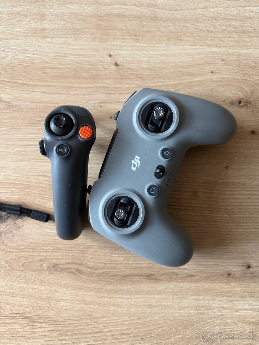 DJI AVATA 2 FLY MORE COMBO - 4