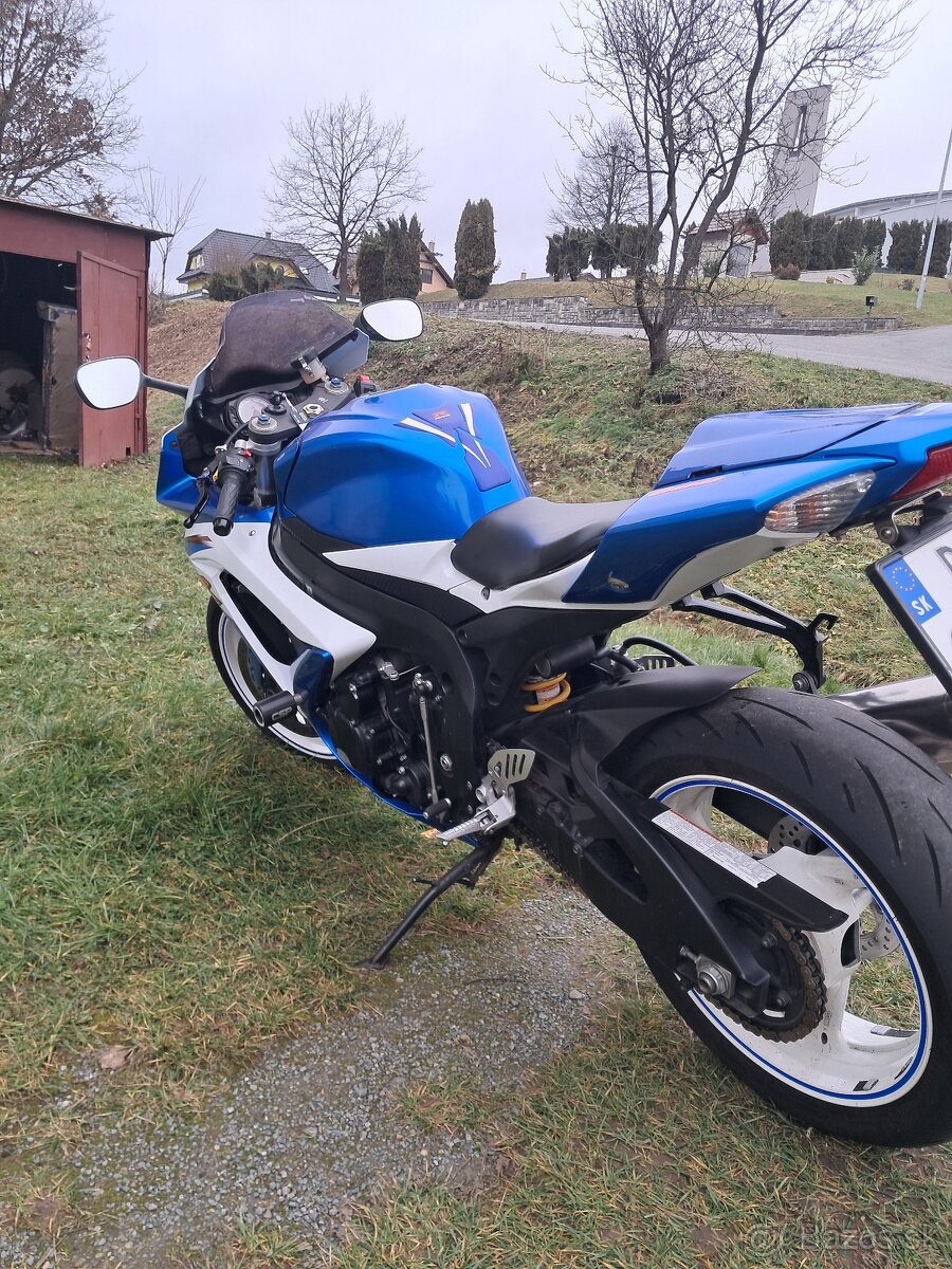 Suzuki gsxr 600 k9 - 4