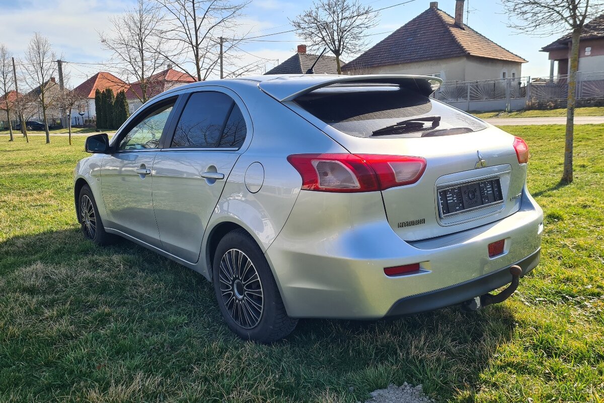 Mitsubishi Lancer GS2 2.0 DI-D - 4