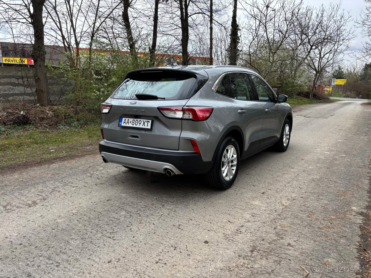 Ford Kuga 1.5 TDCi EcoBlue 120k Titanium X A/T - 4