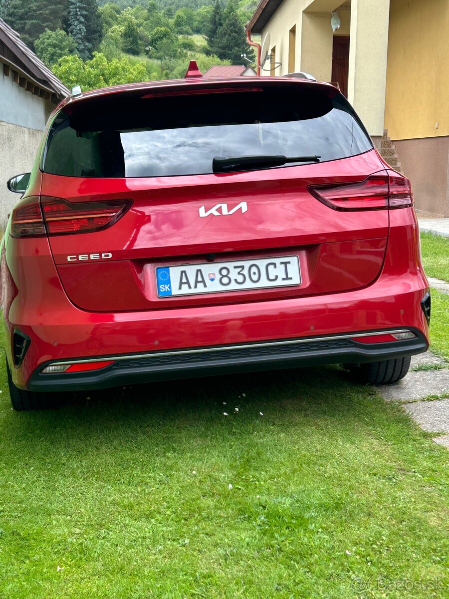 Kia Ceed SW 1.5 T-GDi - 4