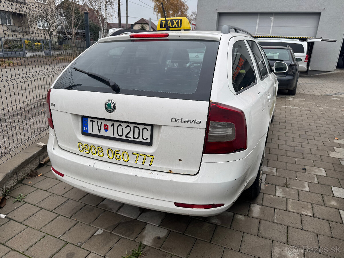 Škoda Octavia Combi 1.6 TDI CR DPF Ambiente - 4