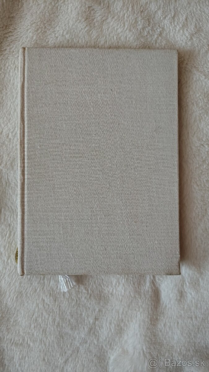 Arnošt Černík-Tajemství sněžného člověka.
- 4