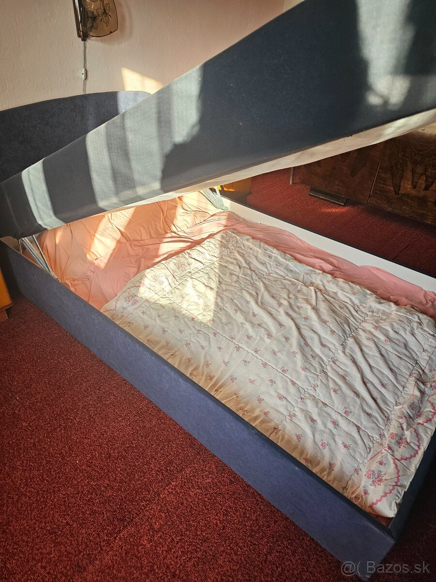 Čalúnená posteľ 120x90 - 4