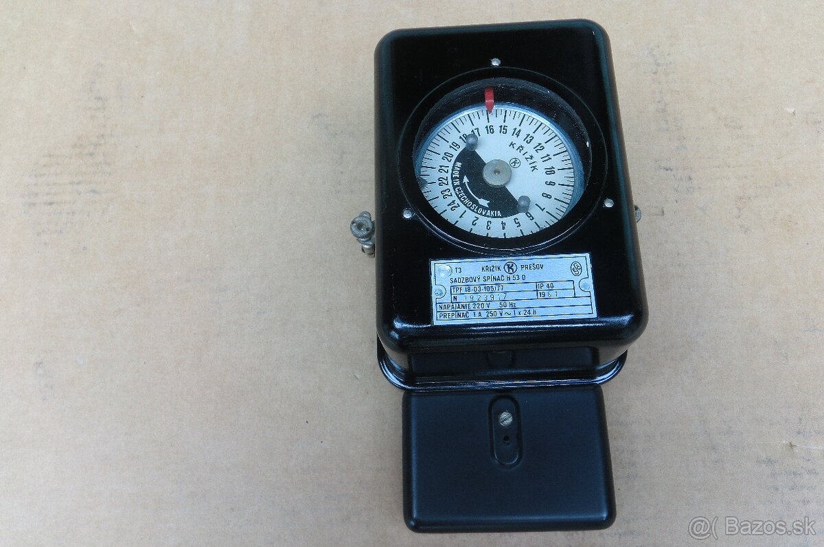 Meracie a prepínacie hodiny . - 4